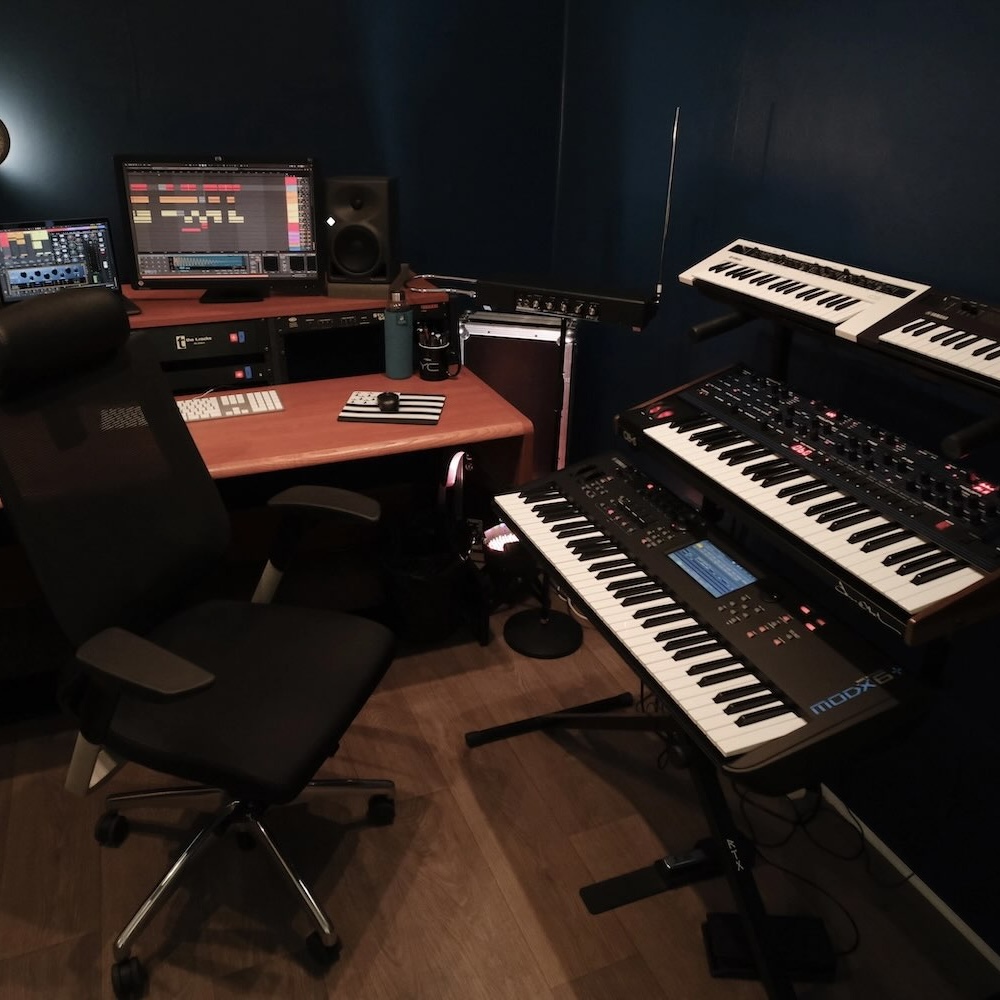 Atelier-de-Musique-Moderne-cours-de-MAO-2 - Vos cours de chant Paris : Les Cours de Chant Modernes